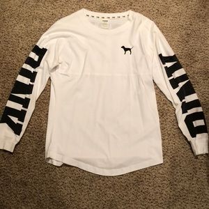 ❤️ VS White Long Sleeve Shirt ❤️